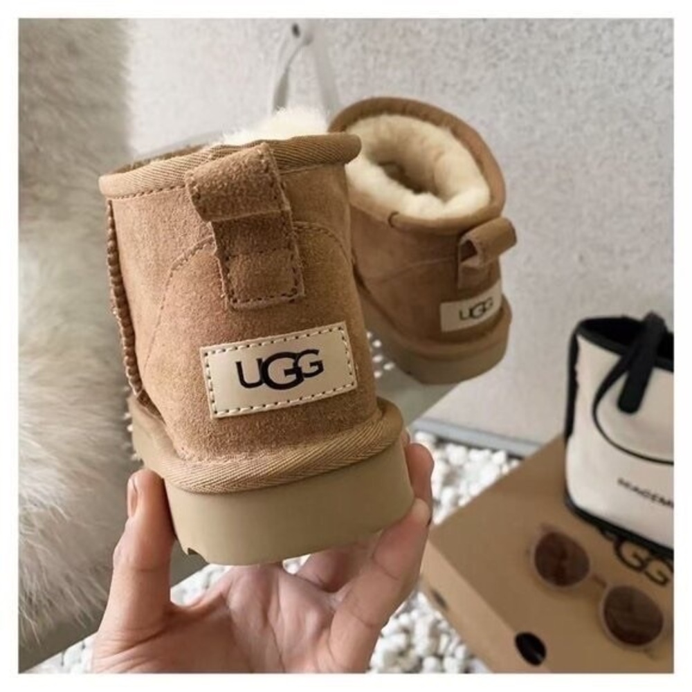 UGG Classic Ultra Mini Boots chestnut - Picture 3 of 6